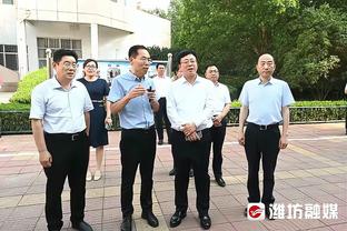 小卡：我和我队里一哥们“爆砍”200记三双 我骄傲了吗？